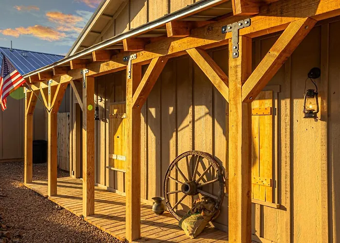 -pet Friendly- Miners #5 -two Double Beds - Private Balcony Tombstone