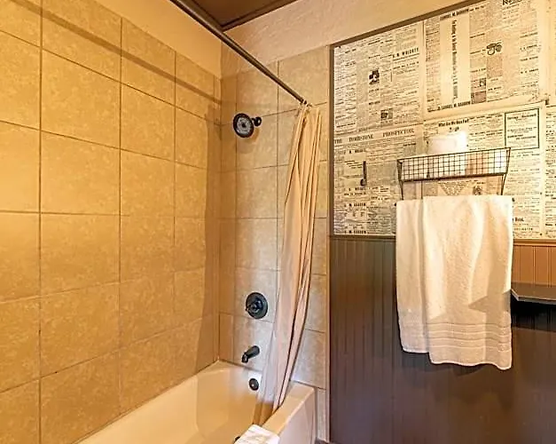 -pet Friendly- Miners #5 -two Double Beds - Private Balcony Ferienpark Tombstone